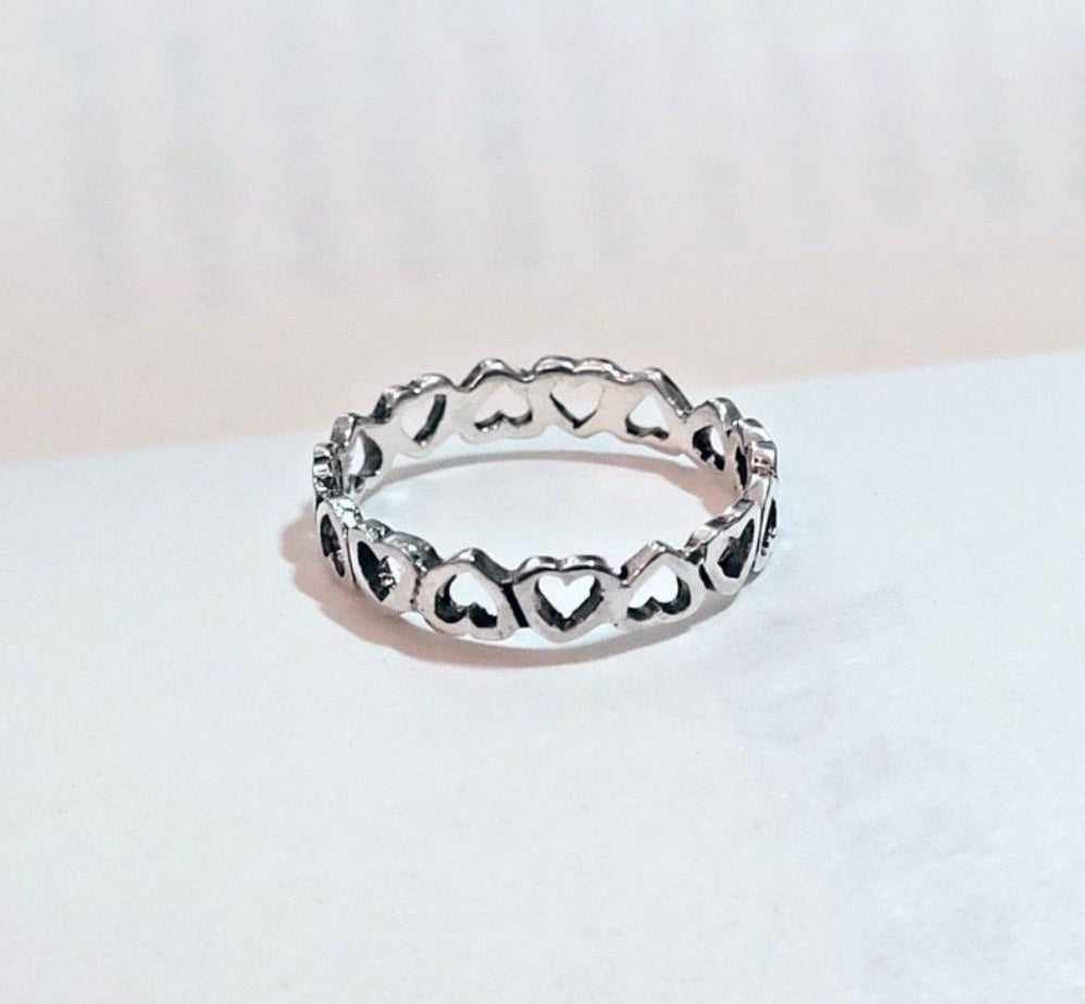 Heart link ring