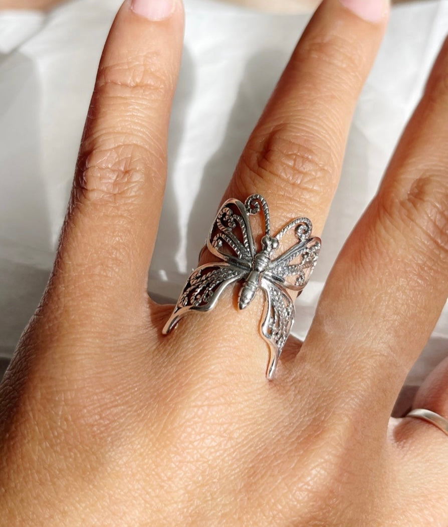 Large Butterfly 925 Sterling Silver ring (Oxidized)